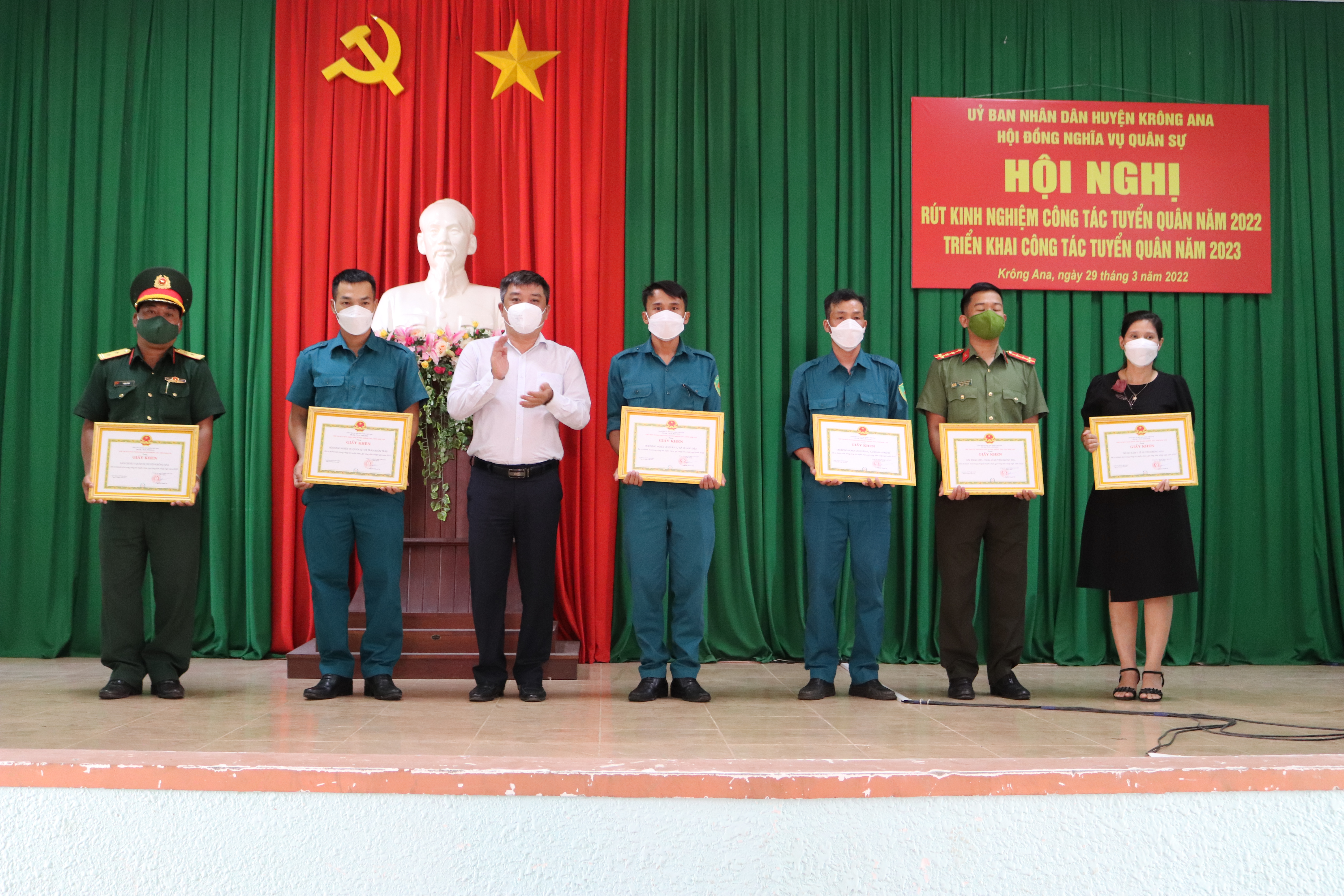 Huyện Krông Ana tổ chức rút kinh nghiệm công tác tuyển quân năm 2022