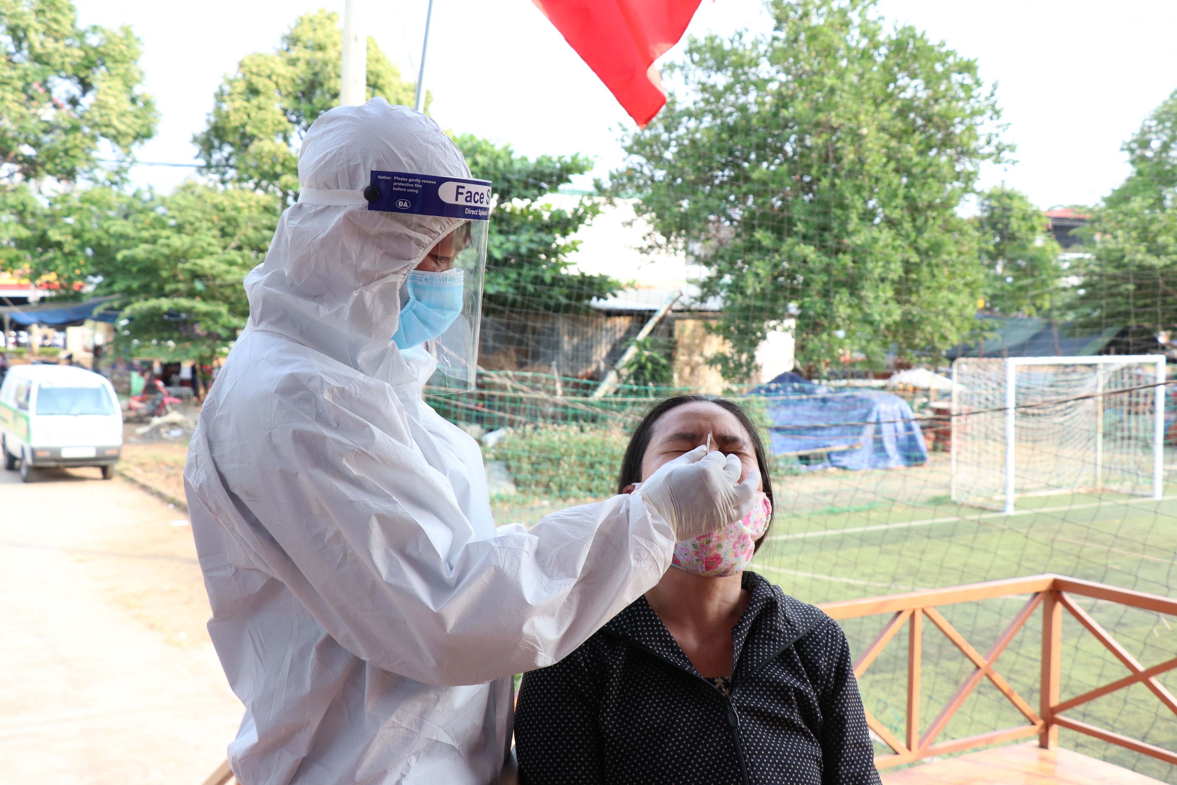 Đắk Lắk thêm 3.104 trường hợp dương tính và 2 bệnh nhân COVID-19 tử vong