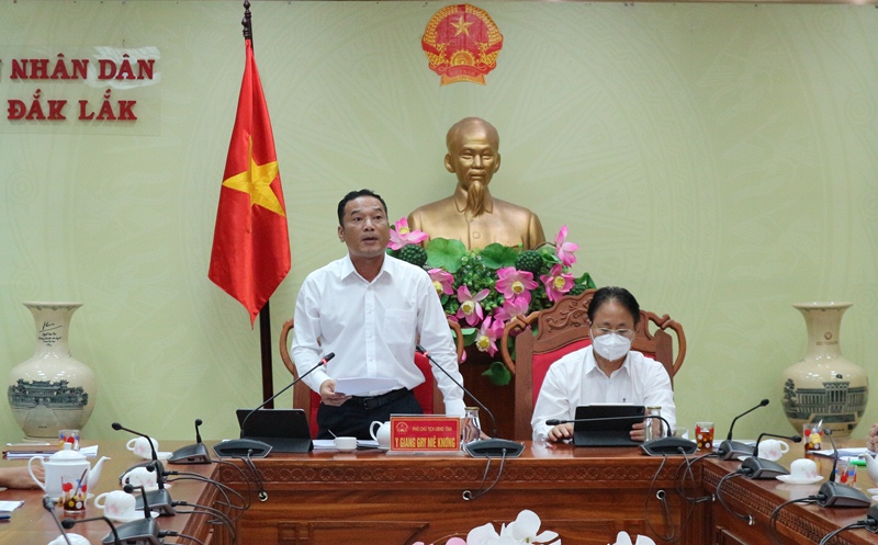 Hội nghị toàn quốc triển khai thực hiện Chương trình mục tiêu quốc gia xây dựng nông thôn mới