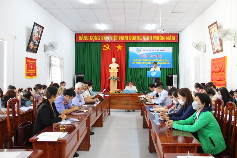 Hội nghị tham vấn, phản biện xã hội đối với dự thảo Luật phòng, chống bạo lực gia đình