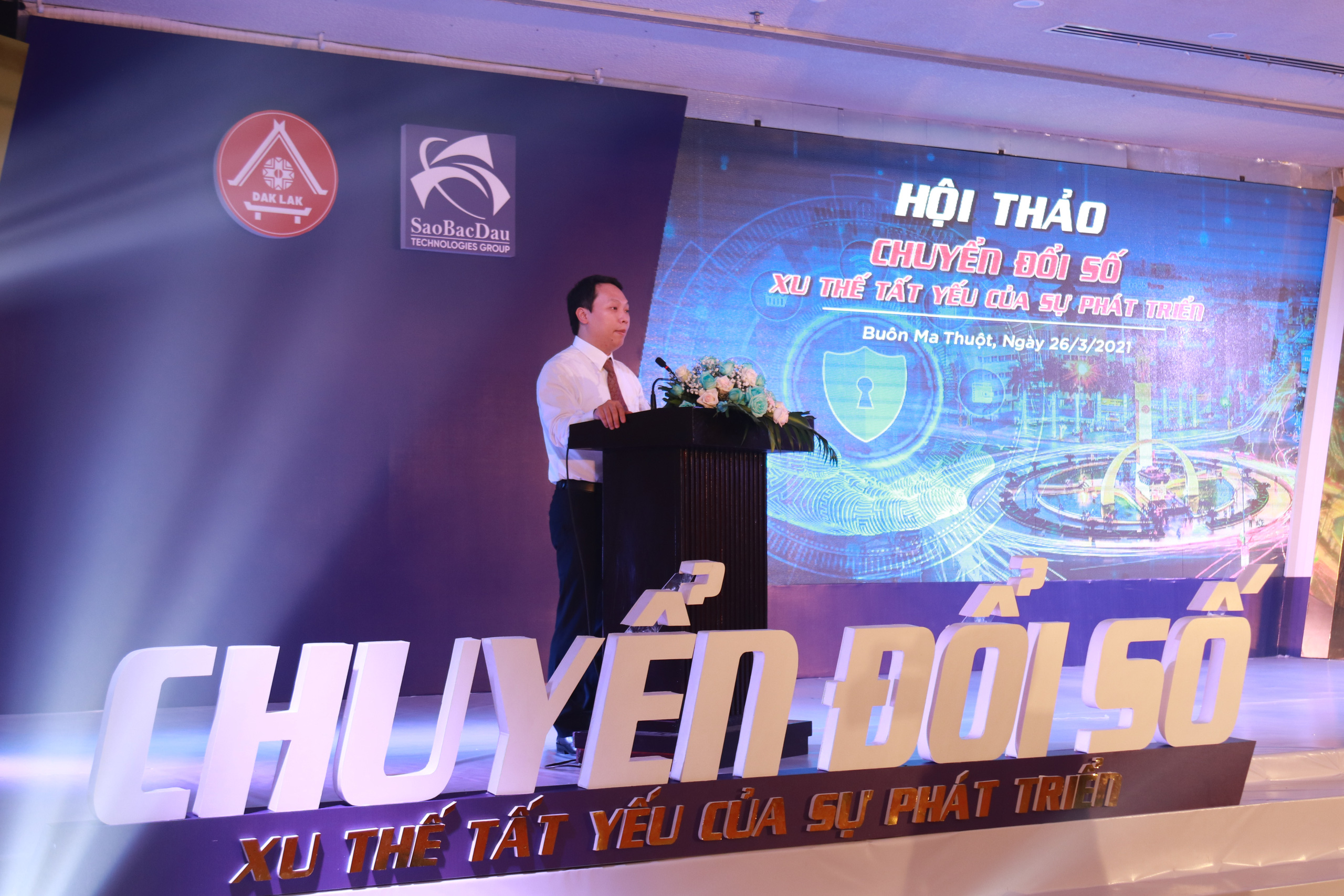 Thông báo Kết luận của đồng chí Nguyễn Tuấn Hà - Phó Chủ tịch Thường trực UBND tỉnh tại buổi làm việc với Công ty Cổ phần FPT ngày 20/4/2022