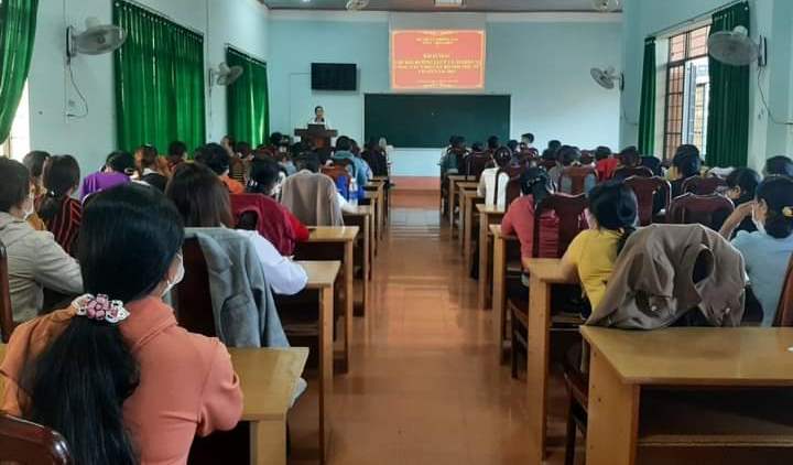 Hội LHPN huyện Krông Ana: Tập huấn bồi dưỡng Lý luận chính trị và Nghiệp vụ công tác Hội năm 2022