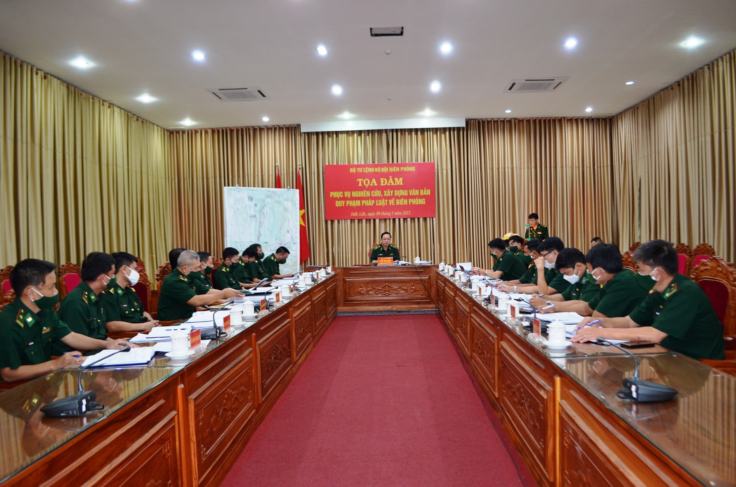 Tọa đàm phục vụ nghiên cứu, xây dựng văn bản quy phạm pháp luật về Biên phòng