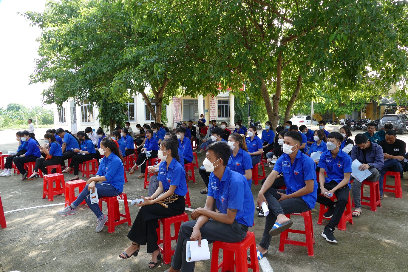 Tư vấn hướng nghiệp, tham gia học nghề, định hướng tìm kiếm việc làm cho đoàn viên thanh niên