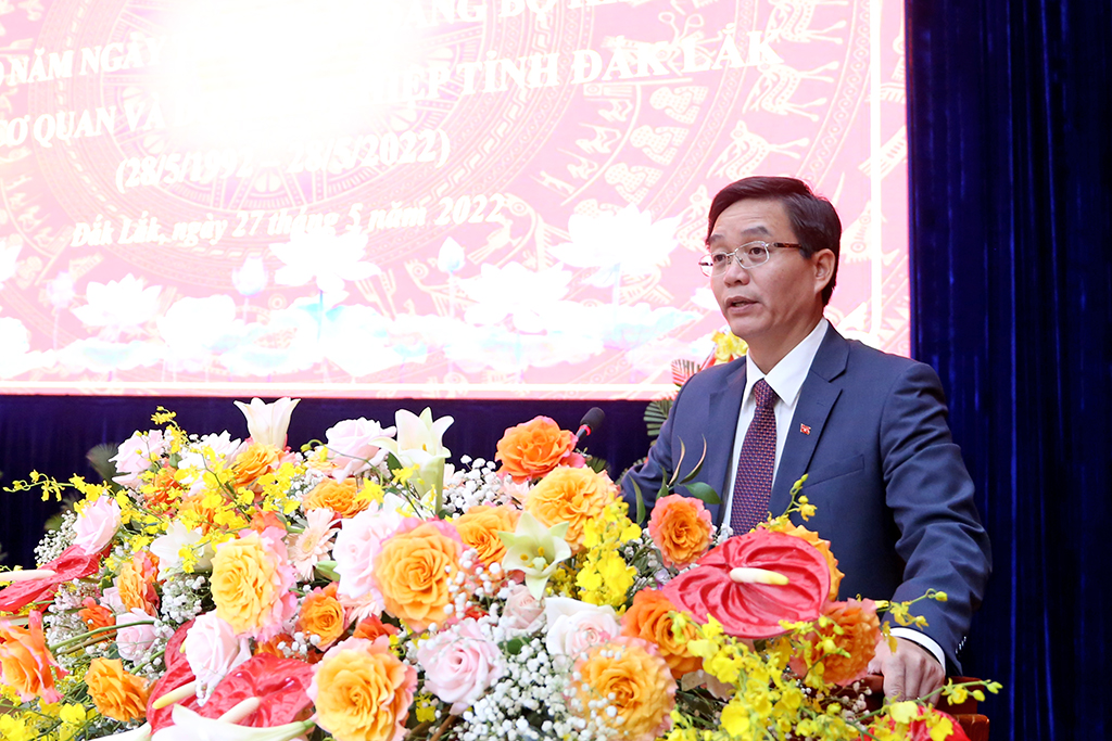 Đảng bộ Khối các cơ quan và doanh nghiệp tỉnh kỷ niệm 30 năm thành lập