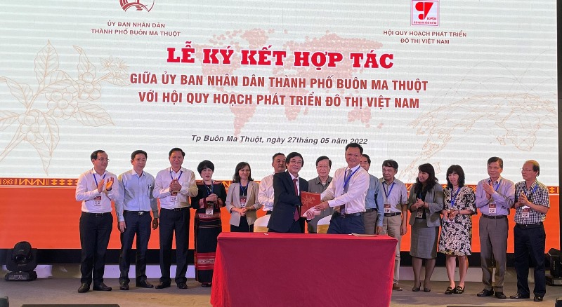 TP. Buôn Ma Thuột bàn giải pháp phát triển du lịch xanh, sinh thái, bản sắc