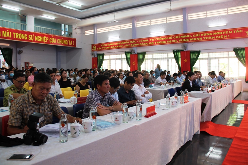 Huyện Ea H’leo bàn giải pháp đưa cây mắc ca trở thành sản phẩm thế mạnh