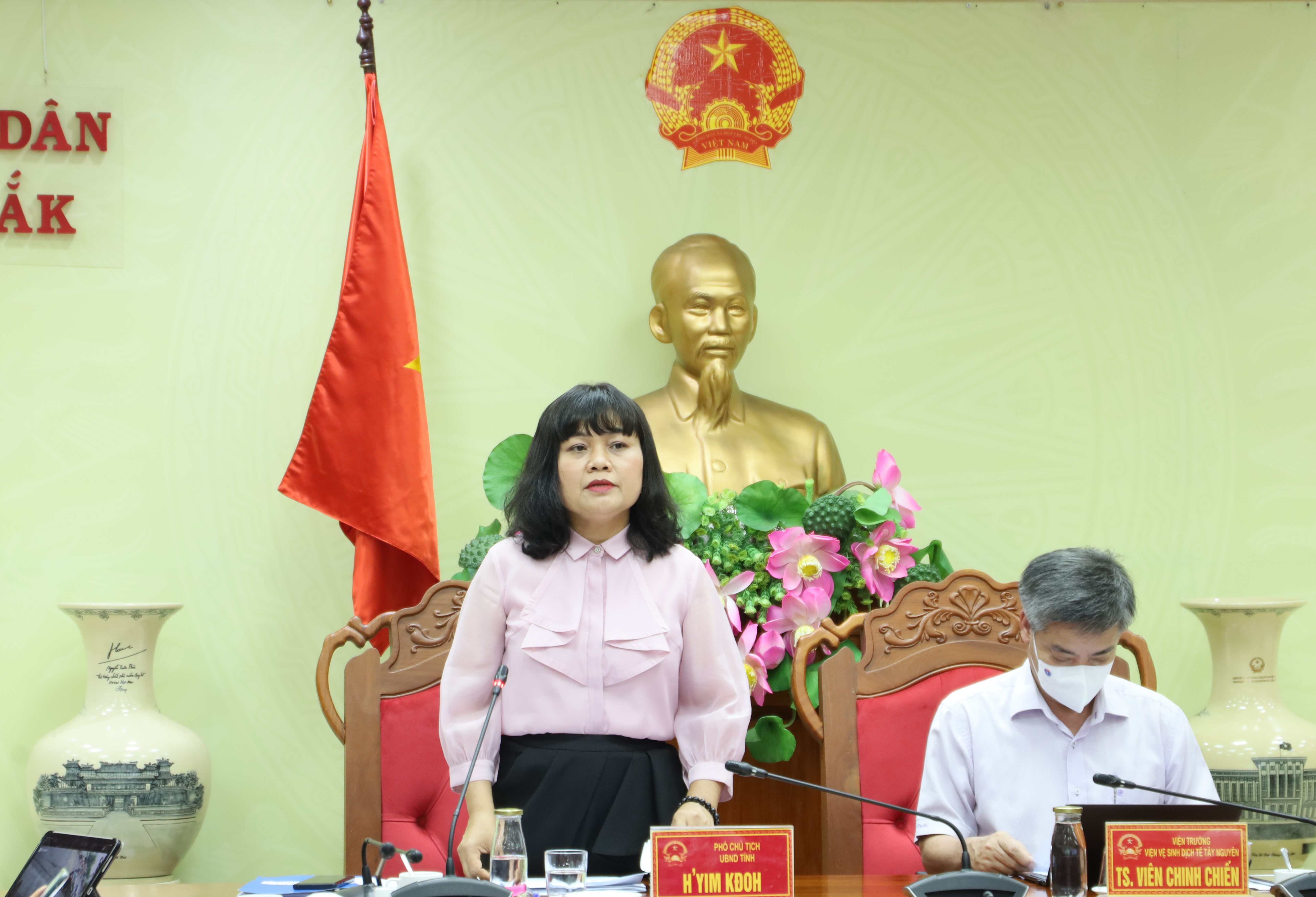 Đẩy nhanh tiến độ tiêm chủng, tăng tỷ lệ bao phủ vắc xin phòng COVID-19 cho người dân