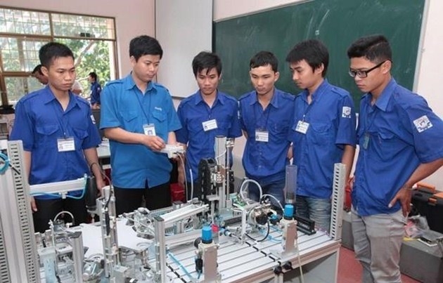 Tăng cường thực hiện chính sách hỗ trợ đào tạo, bồi dưỡng, nâng cao kỹ năng nghề để duy trì việc làm cho người lao động