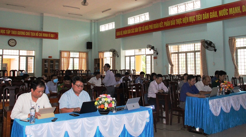 Triển khai thí điểm mô hình chuyển đổi số tại xã Hòa Phú