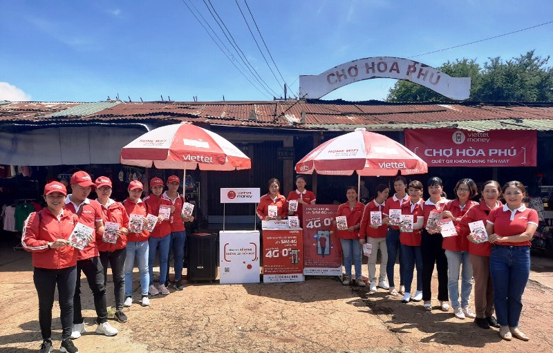 Viettel Đắk Lắk triển khai  “Chợ 4.0”  tại xã Hoà Phú, thành phố Buôn Ma Thuột
