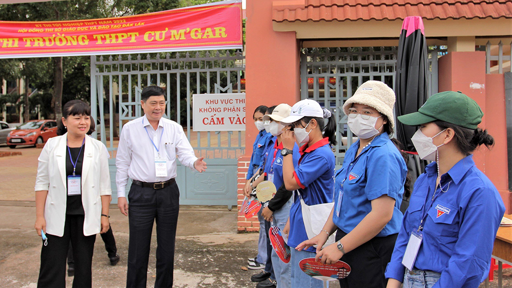 Hơn 1.000 tình nguyện viên “tiếp sức” cho kỳ thi tốt nghiệp THPT năm 2022
