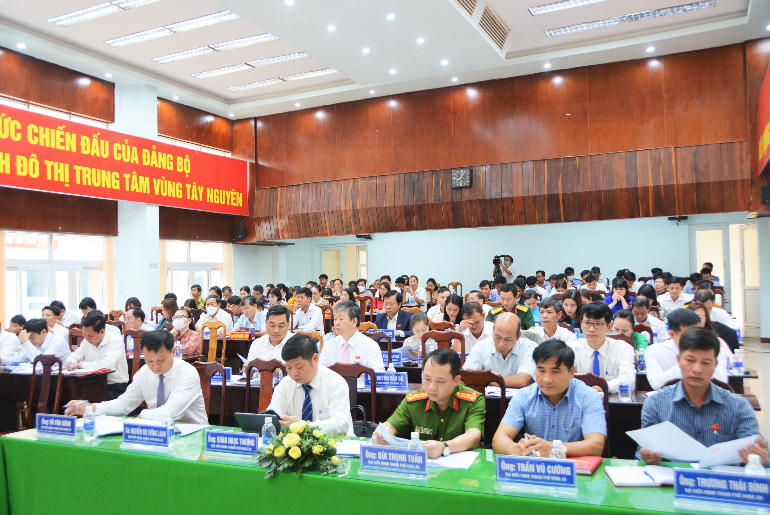 Kỳ họp thứ Tư, HĐND TP.Buôn Ma Thuột khóa XII, nhiệm kỳ 2021-2026