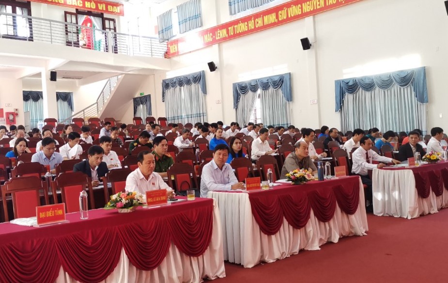 Kỳ họp thứ 4 HĐND huyện M’Drắk khóa XII, nhiệm kỳ 2021-2026