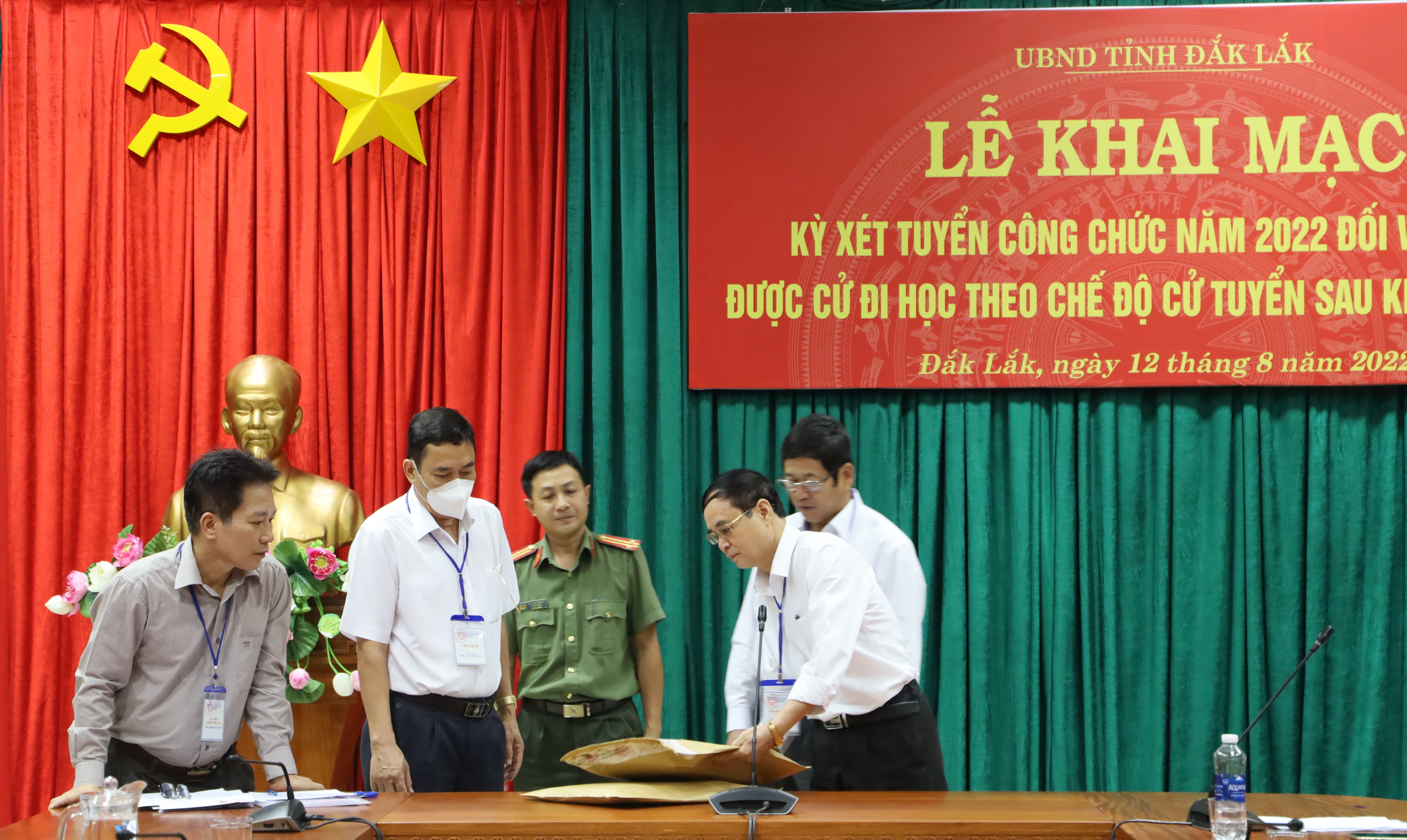 Khai mạc Kỳ xét tuyển công chức năm 2022 đối với người được cử đi học theo chế độ cử tuyển sau khi tốt nghiệp