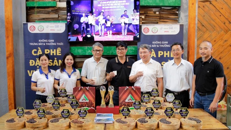 Đưa Cà phê đặc sản Việt Nam về với thành phố biển Nha Trang