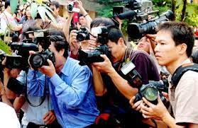 Quy định mã số, tiêu chuẩn chức danh nghề nghiệp và xếp lương đối với viên chức biên tập viên, phóng viên, biên dịch viên, đạo diễn truyền hình thuộc chuyên ngành thông tin và truyền thông