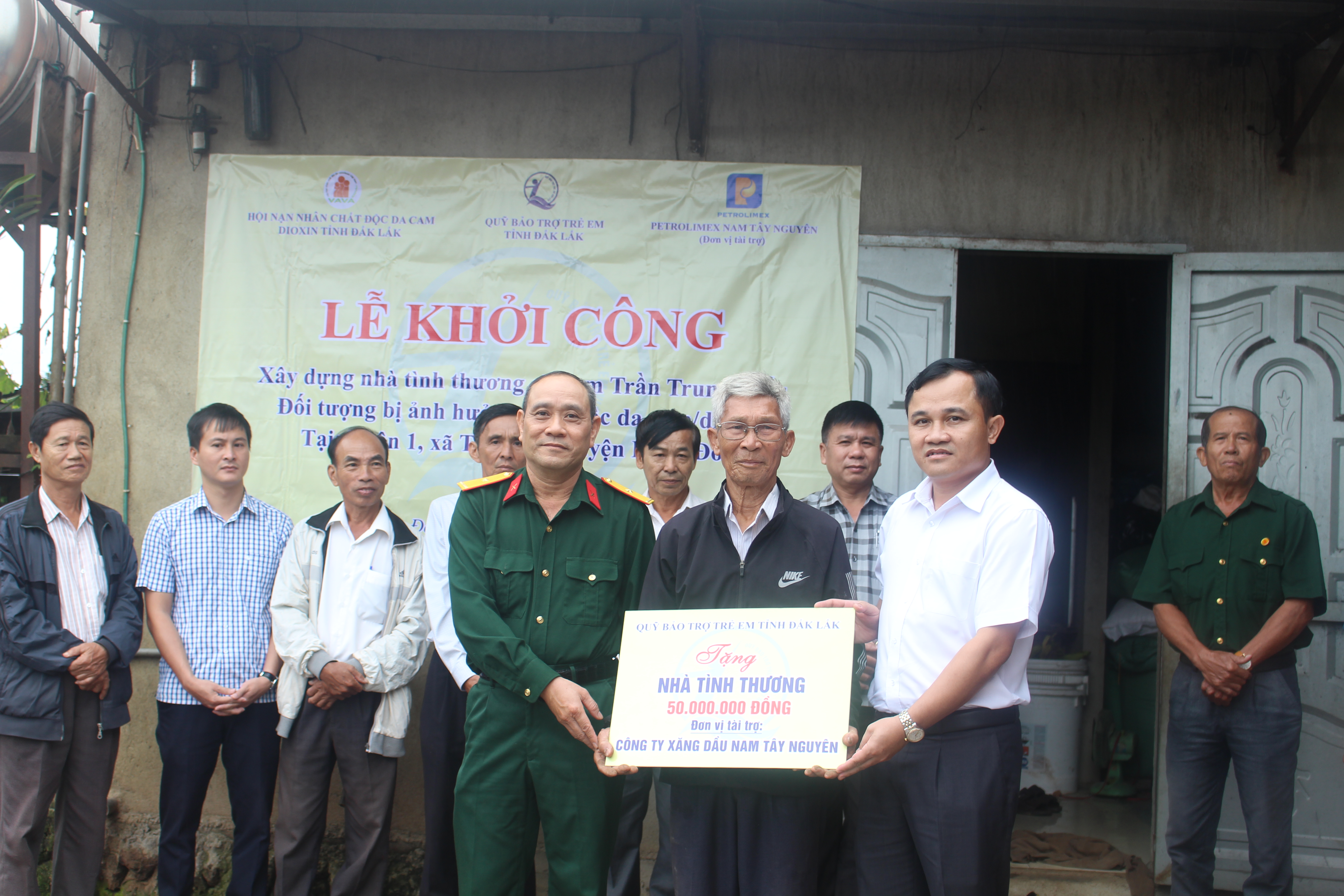 Lễ khởi công xây dựng nhà tình thương cho trẻ em  bị ảnh hưởng chất độc da cam/dioxin