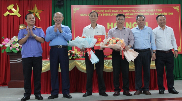 Giao ban công tác xây dựng Đảng quý III năm 2022