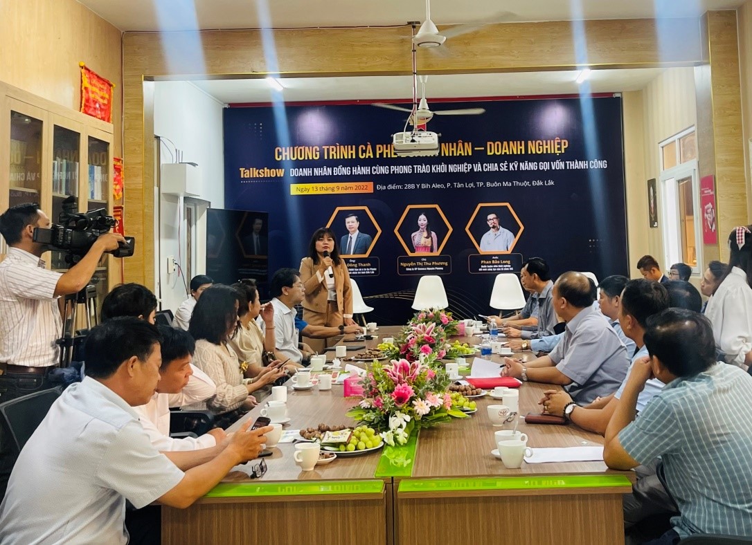 Supporting 100 million VND for the startup competition in Dak Lak Province in 2022