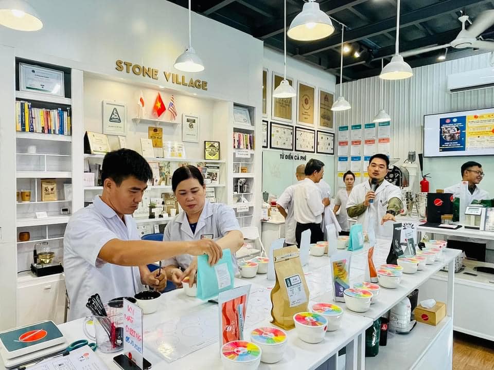 Xây dựng “Ứng dụng công nghệ thông tin trong quảng bá thương hiệu cà phê, du lịch TP. Buôn Ma Thuột”