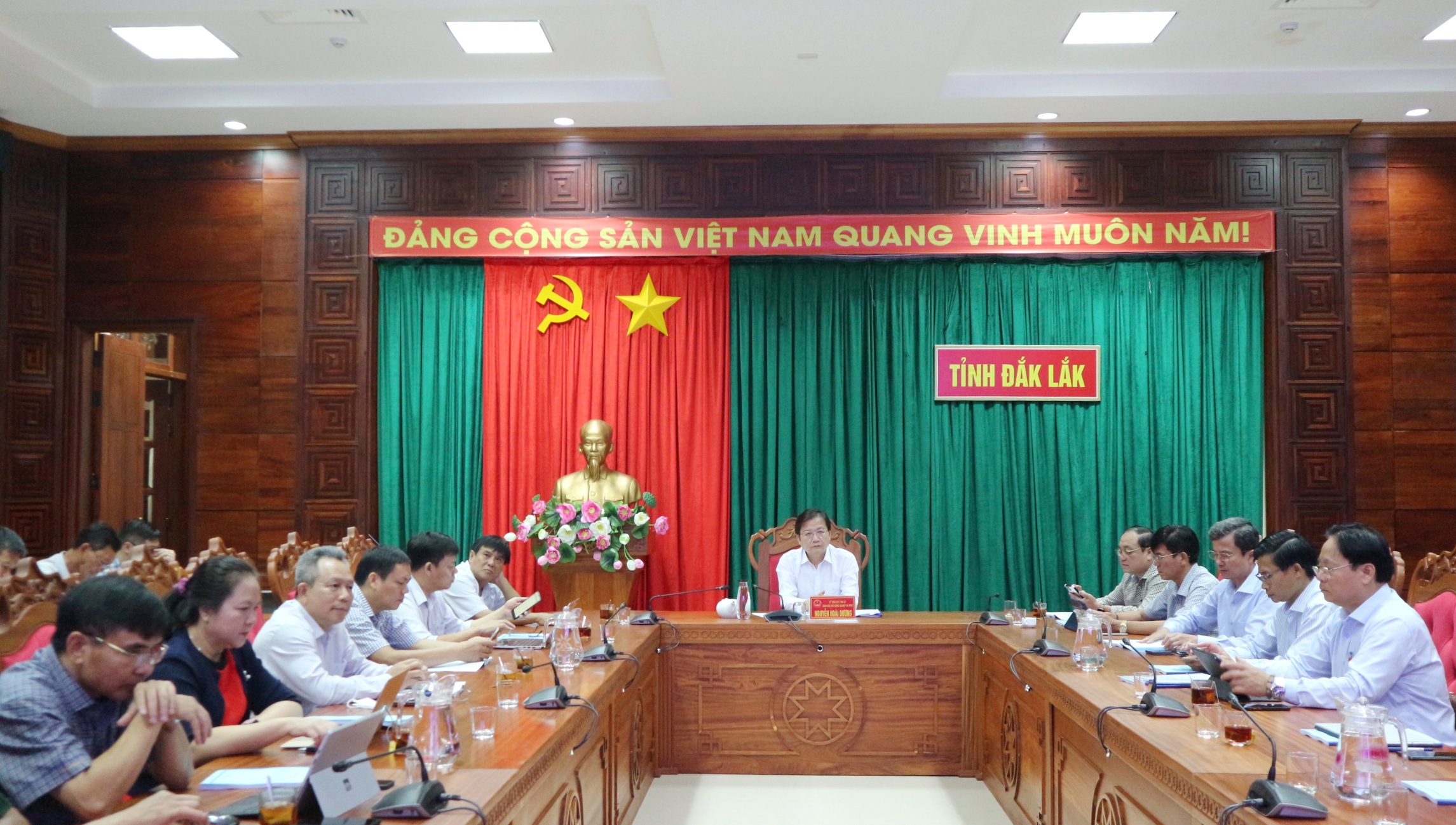 Bộ Nông nghiệp và Phát triển nông thôn triển khai Chương trình tăng cường bảo vệ môi trường, an toàn thực phẩm và cấp nước sạch nông thôn và Chương trình chuyển đổi số trong xây dựng nông thôn mới giai đoạn 2021 - 2025