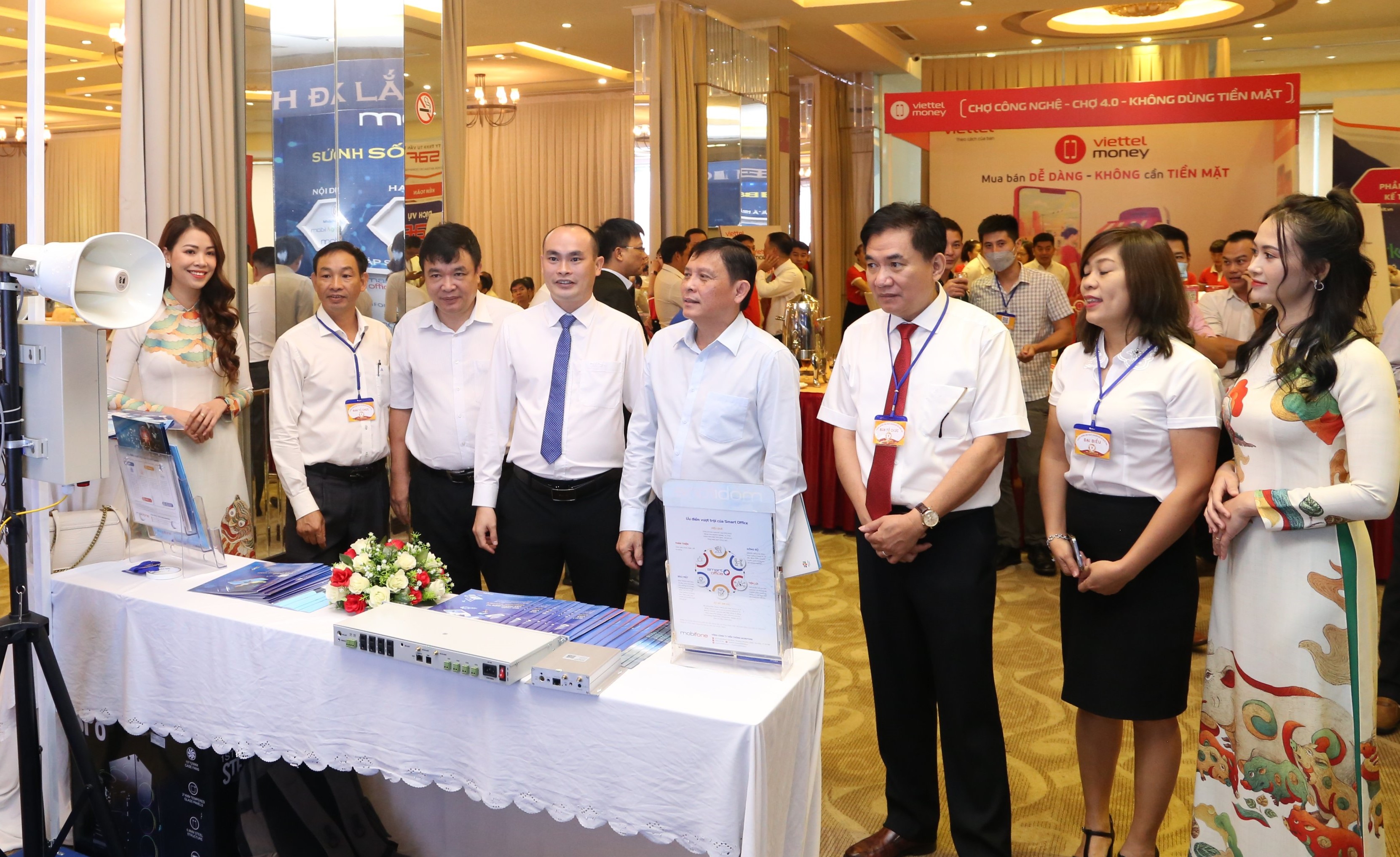 Hưởng ứng Ngày Chuyển đổi số 10/10: Đắk Lắk hướng tới công dân số