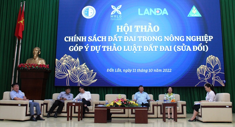 Hội thảo chính sách đất đai trong nông nghiệp- góp ý dự thảo Luật Đất đai sửa đổi