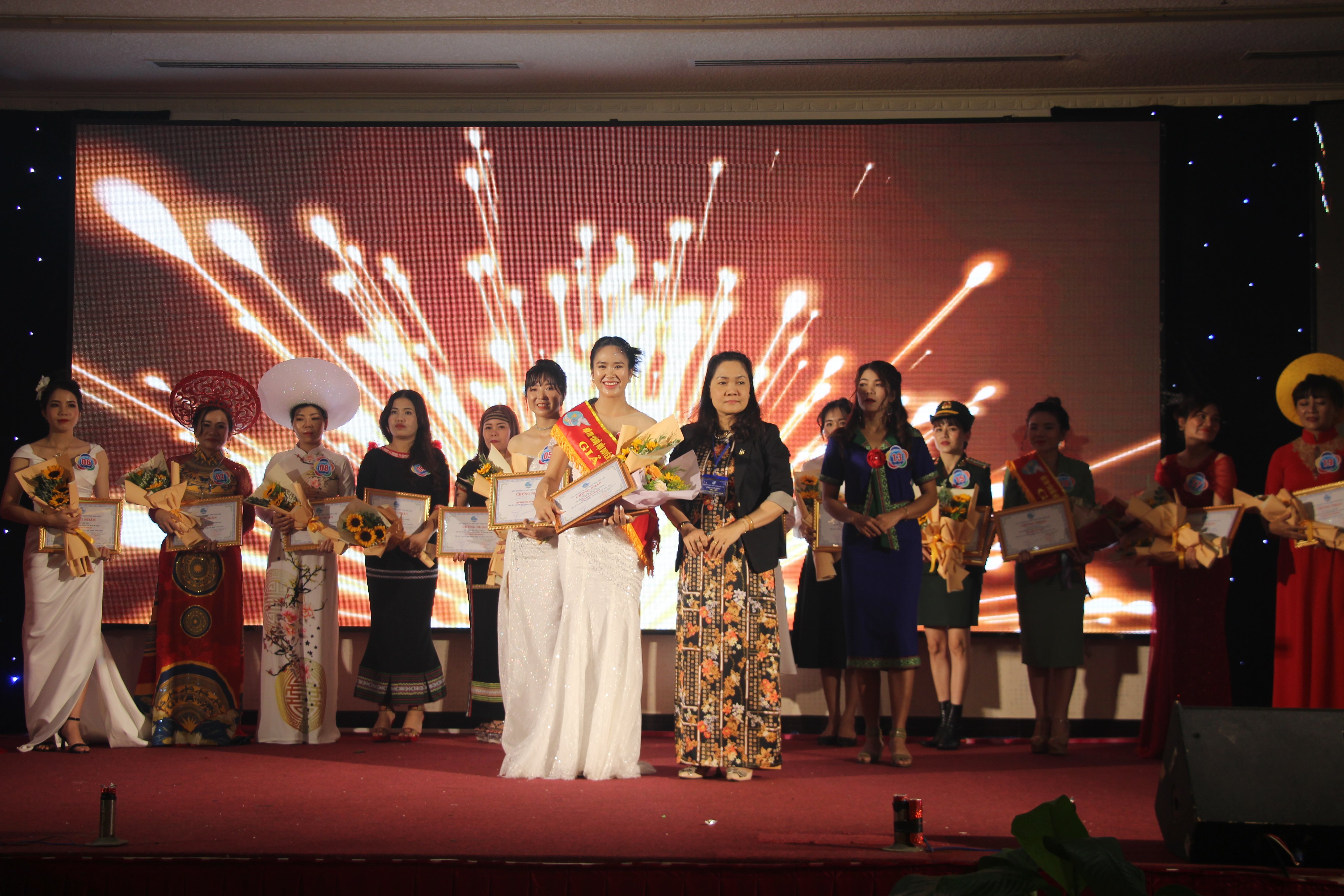 Bế mạc Hội thi “Cán bộ Hội duyên dáng, tài năng” năm 2022