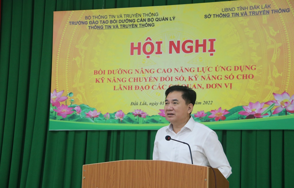 Bồi dưỡng kiến thức, kỹ năng chuyển đổi số cho lãnh đạo các cơ quan, đơn vị