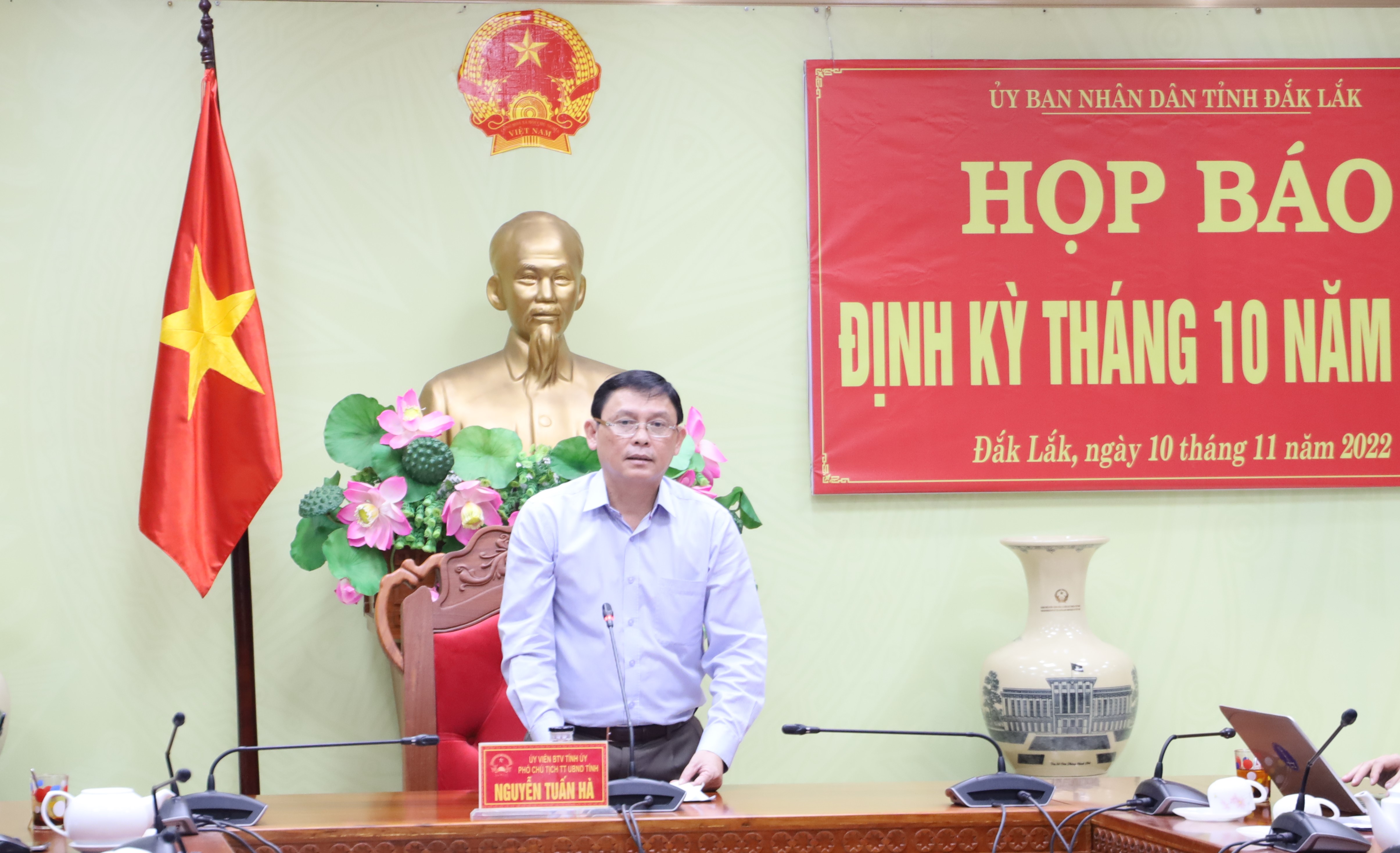 October 2022 Press Conference of the Provincial People's Committee