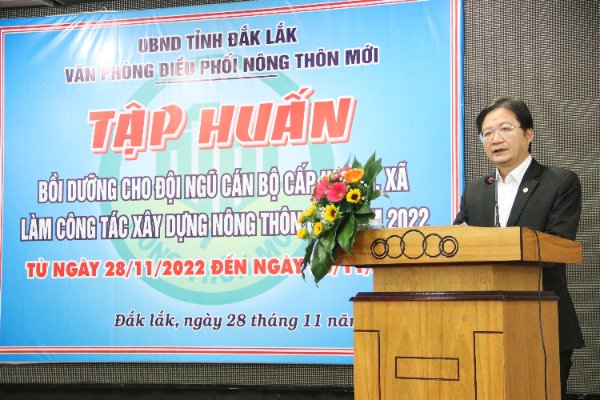 Tập huấn nghiệp vụ cho cán bộ làm công tác xây dựng nông thôn mới