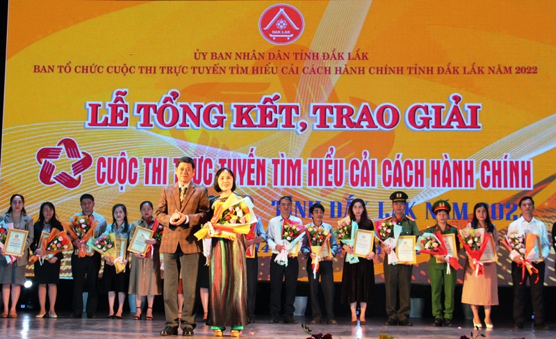 Tổng kết trao giải Cuộc thi trực tuyến tìm hiểu cải cách hành chính năm 2022