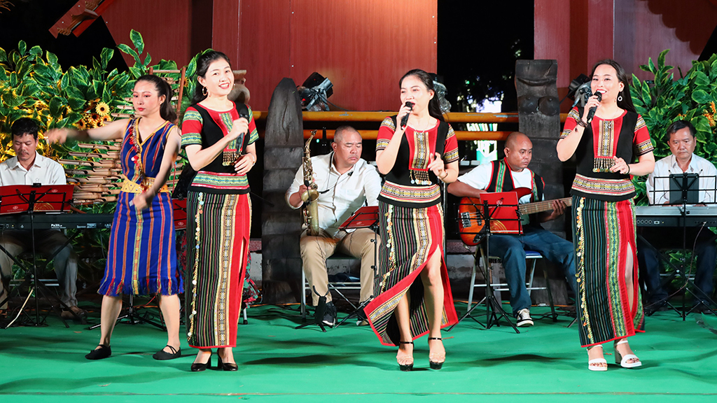 Trung tâm Văn hóa tỉnh tổ chức chương trình giới thiệu, quảng bá tác phẩm âm nhạc kỳ 4