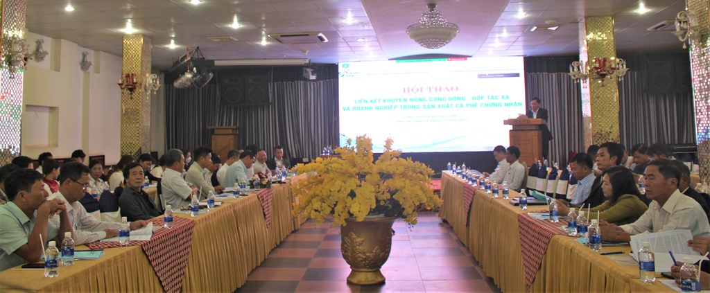 Hội thảo liên kết khuyến nông cộng đồng, hợp tác xã và doanh nghiệp trong sản xuất cà phê chứng nhận