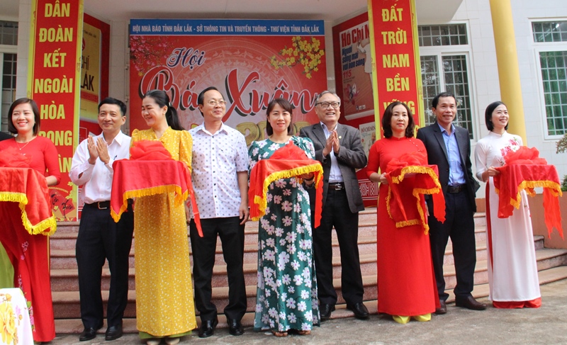 Khai mạc Hội báo Xuân Quý Mão 2023