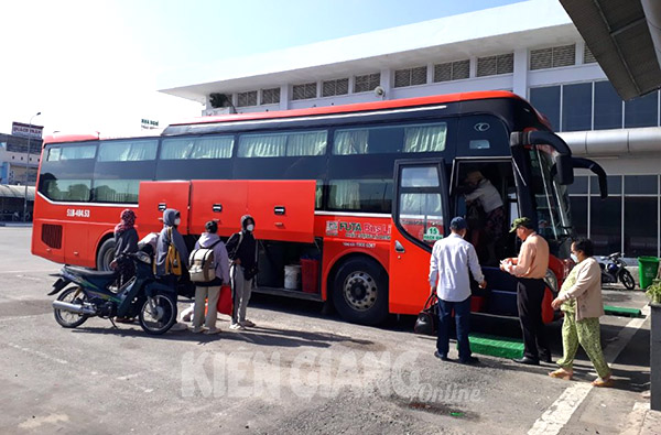 Tăng cường bảo đảm an toàn giao thông đối với hoạt động vận tải hành khách bằng xe ô tô