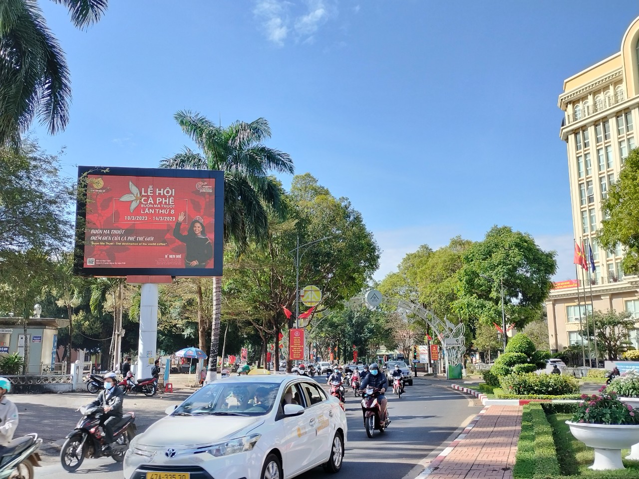 Phát động Cuộc thi sáng tác văn xuôi về chủ đề “Buôn Ma Thuột, Đắk Lắk - Những chặng đường phát triển” năm 2023