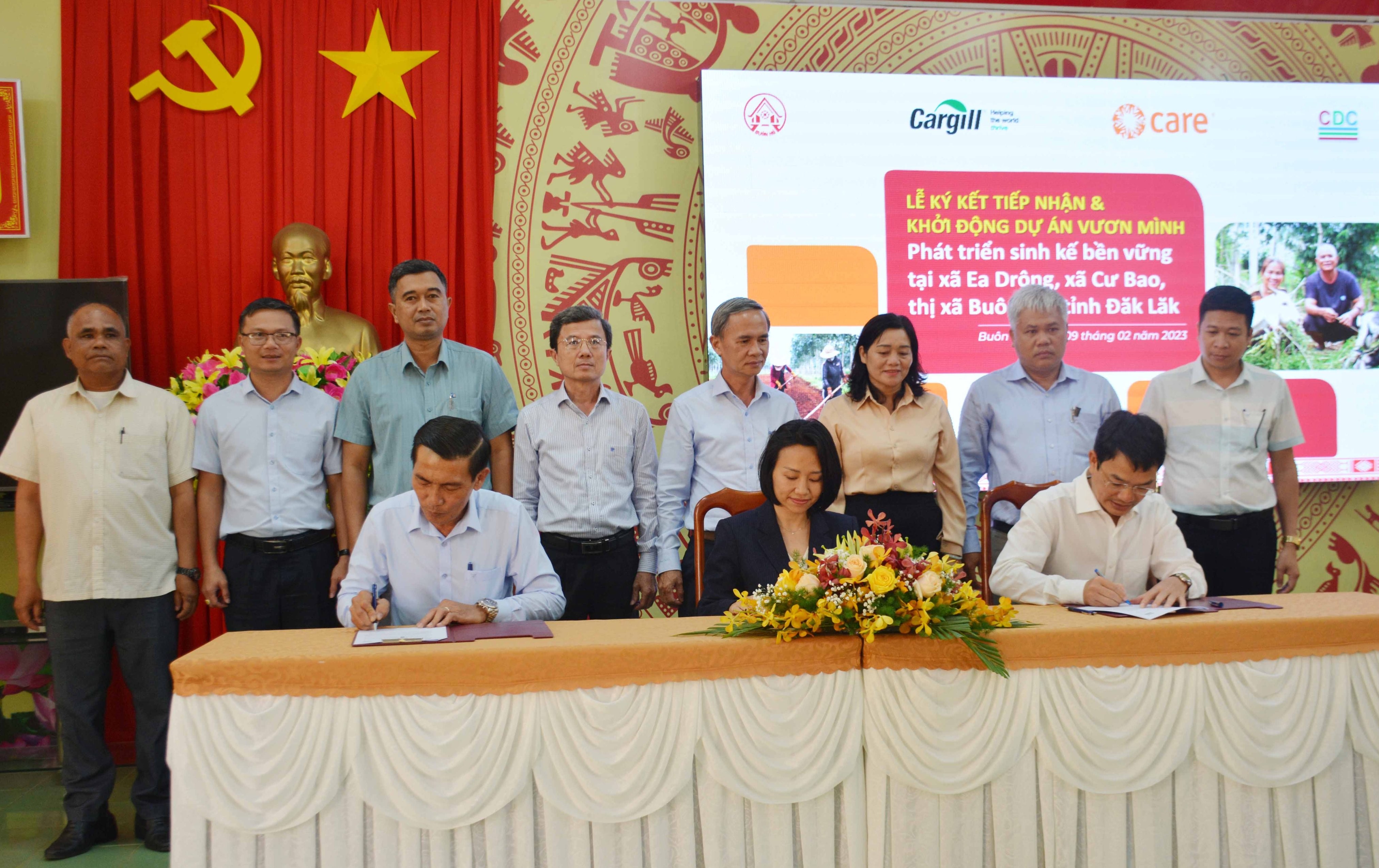 Khởi động Dự án “Vươn mình - Phát triển sinh kế bền vững”