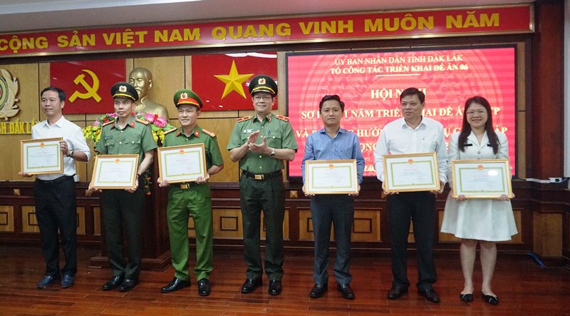 Đắk Lắk sơ kết 1 năm triển khai Đề án phát triển ứng dụng dữ liệu dân cư, định danh và xác thực điện tử