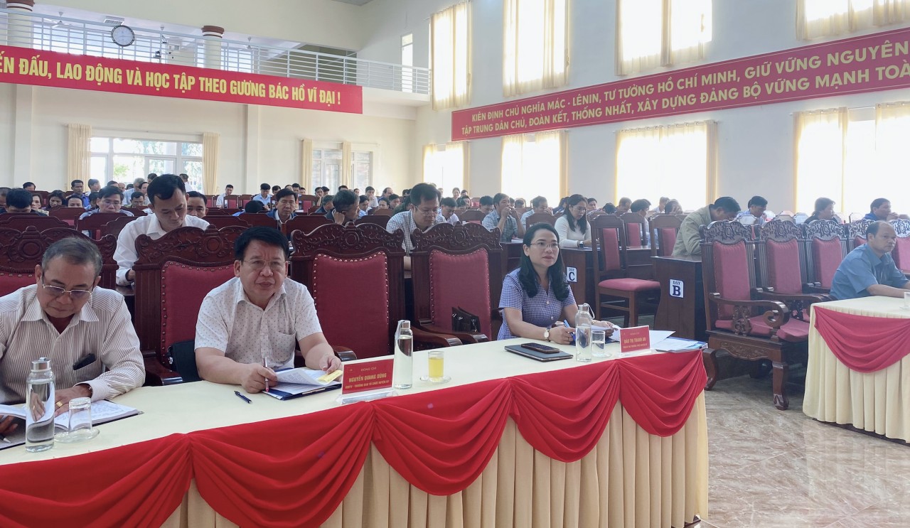 Phổ biến, tuyên truyền các văn bản của Đảng các cấp