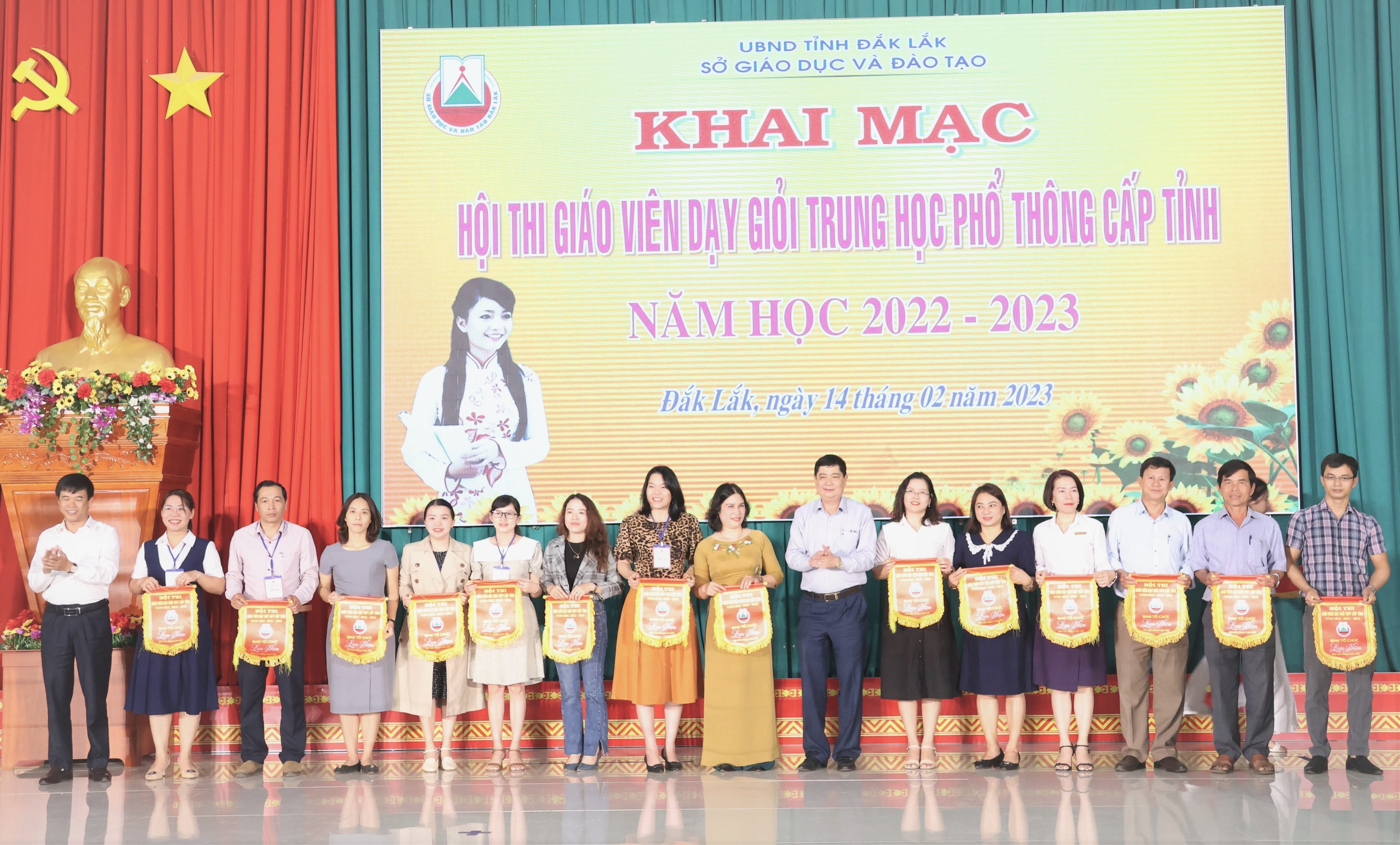 Opening competition of excellent teachers at provincial high school level in the school year 2022 - 2023