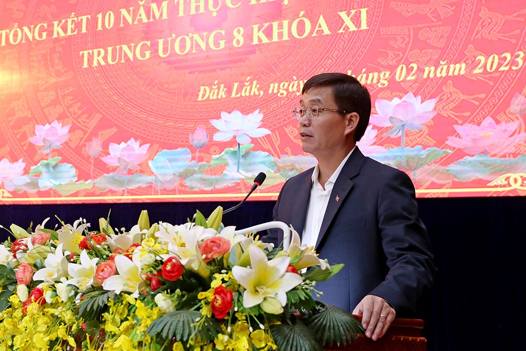 Summarizing 10 years implementation of the the Central Committee’s Resolution on the Strategy to protect the Fatherland in the new situation