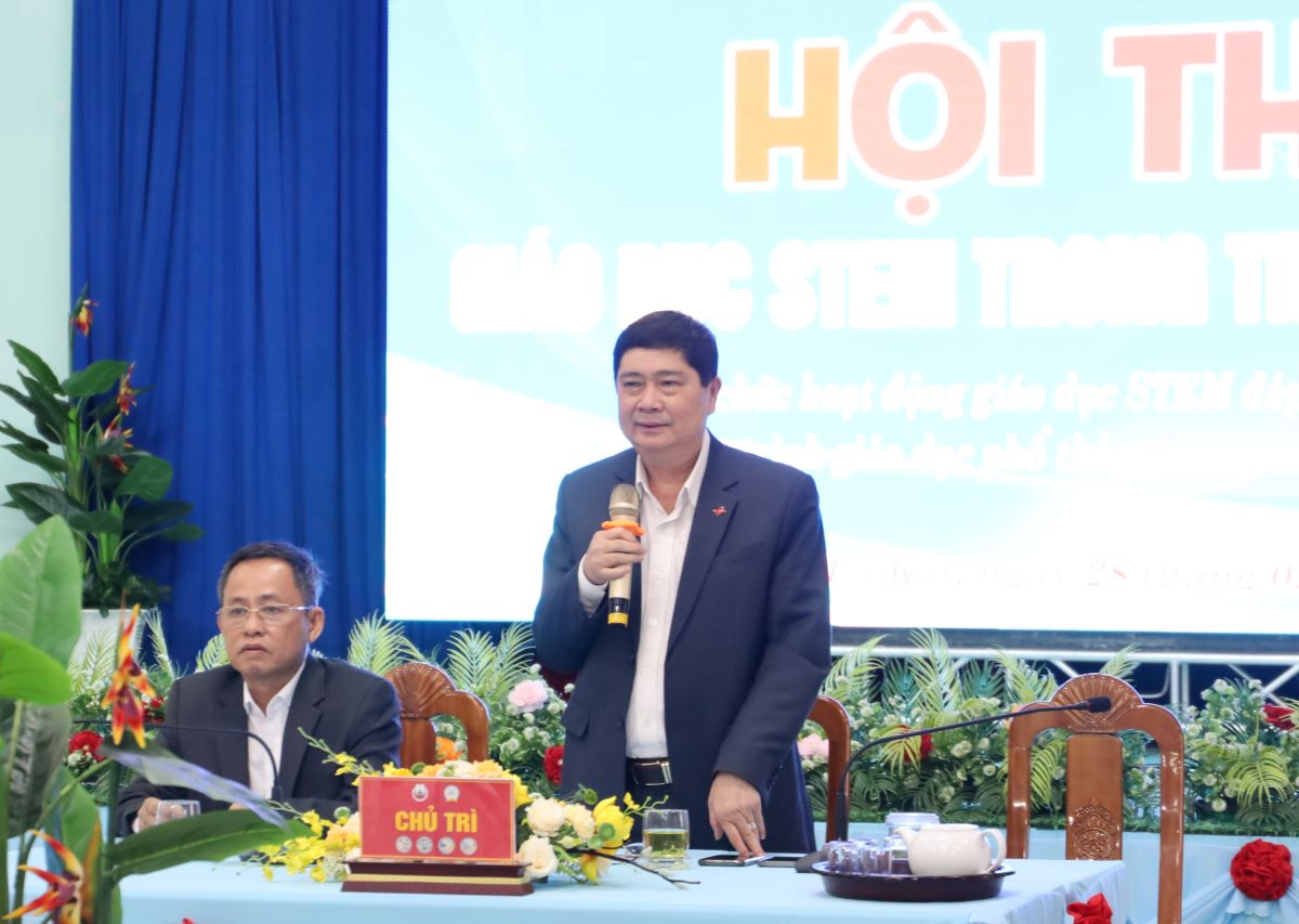 Hội thảo giáo dục STEM trong trường trung học