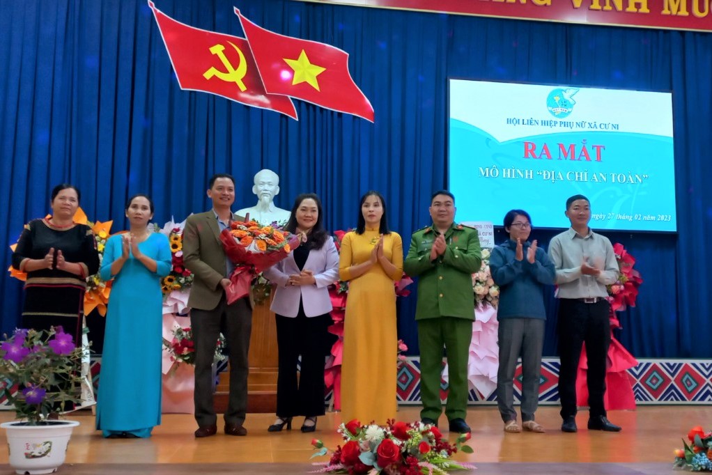 Ra mắt mô hình điểm và tập huấn kỹ năng vận hành “Địa chỉ tin cậy tại cộng đồng”