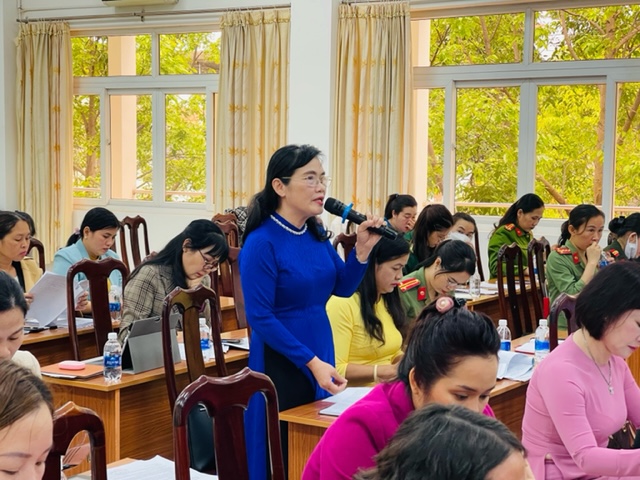 Hội thảo lấy ý kiến góp ý dự thảo Luật đất đai (sửa đổi)