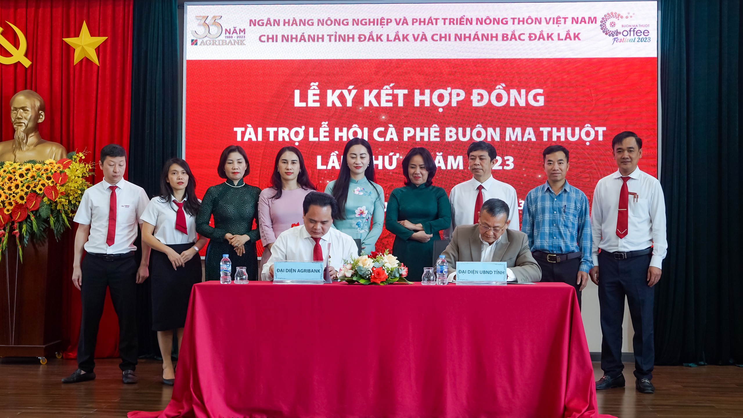 Lễ ký kết hợp đồng tài trợ Lễ hội Cà phê Buôn Ma Thuột lần thứ 8 năm 2023