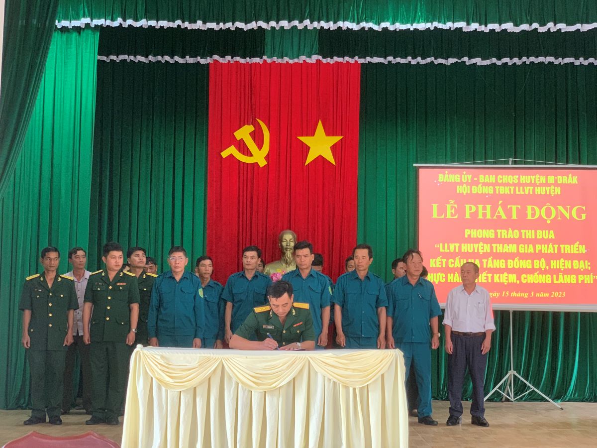 Phát động phong trào thi đua “Đẩy mạnh phát triển kết cấu hạ tầng đồng bộ, hiện đại; thực hành tiết kiệm, chống lãng phí”