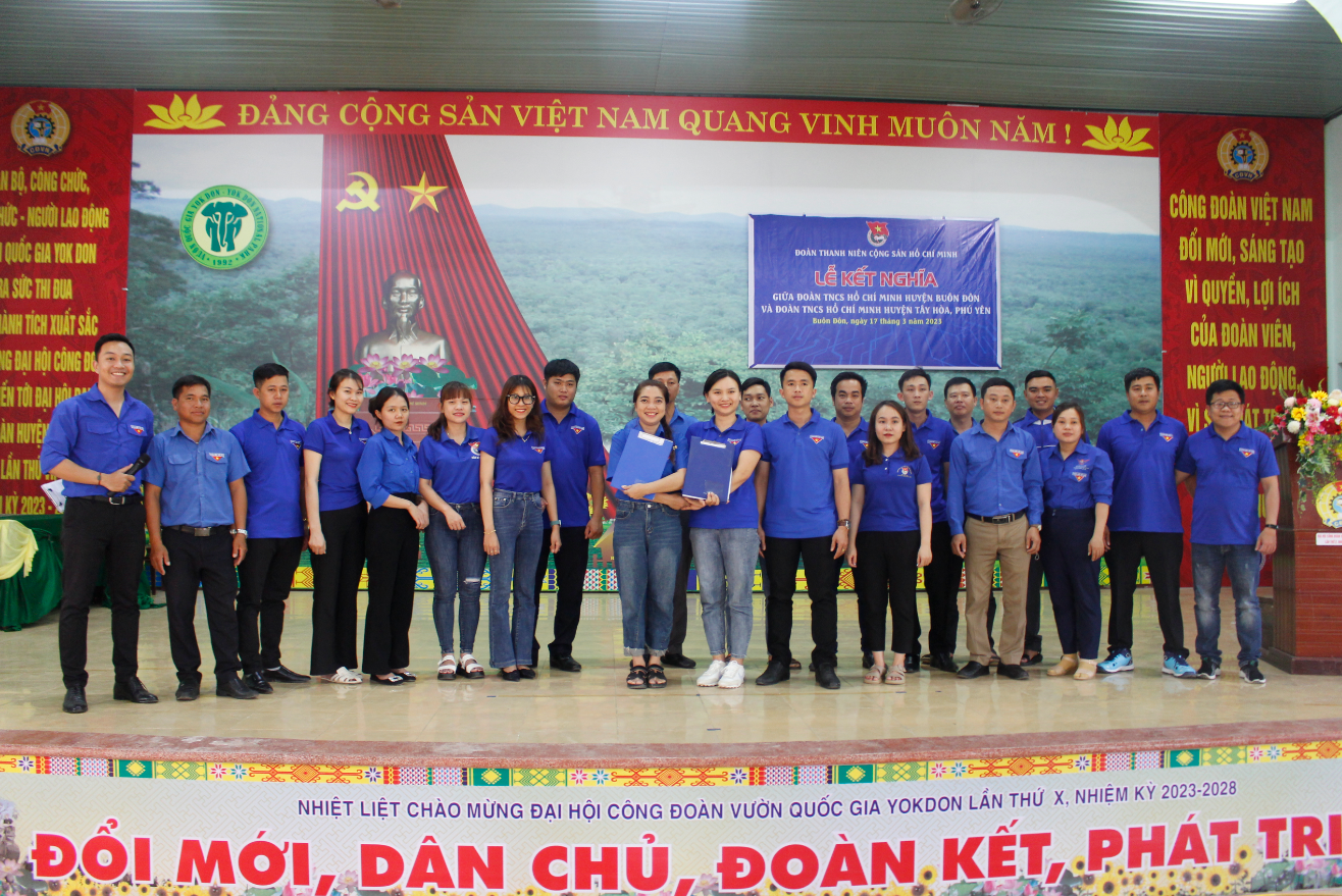 Huyện đoàn Buôn Đôn kết nghĩa với Huyện đoàn Tây Hoà