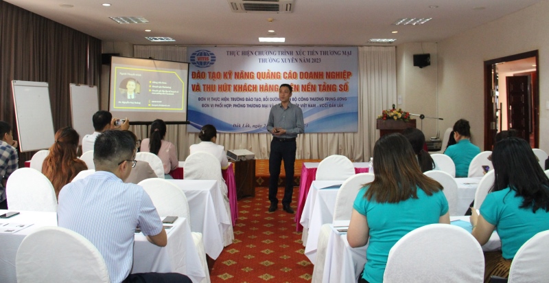 Đào tạo kỹ năng quảng cáo, thu hút khách hàng trên nền tảng số cho doanh nghiệp